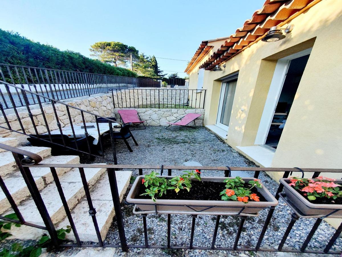 F2 Neuf Calme Climatise Wifi Parking - 1,5 Km Mer Cagnes-sur-Mer Exterior photo